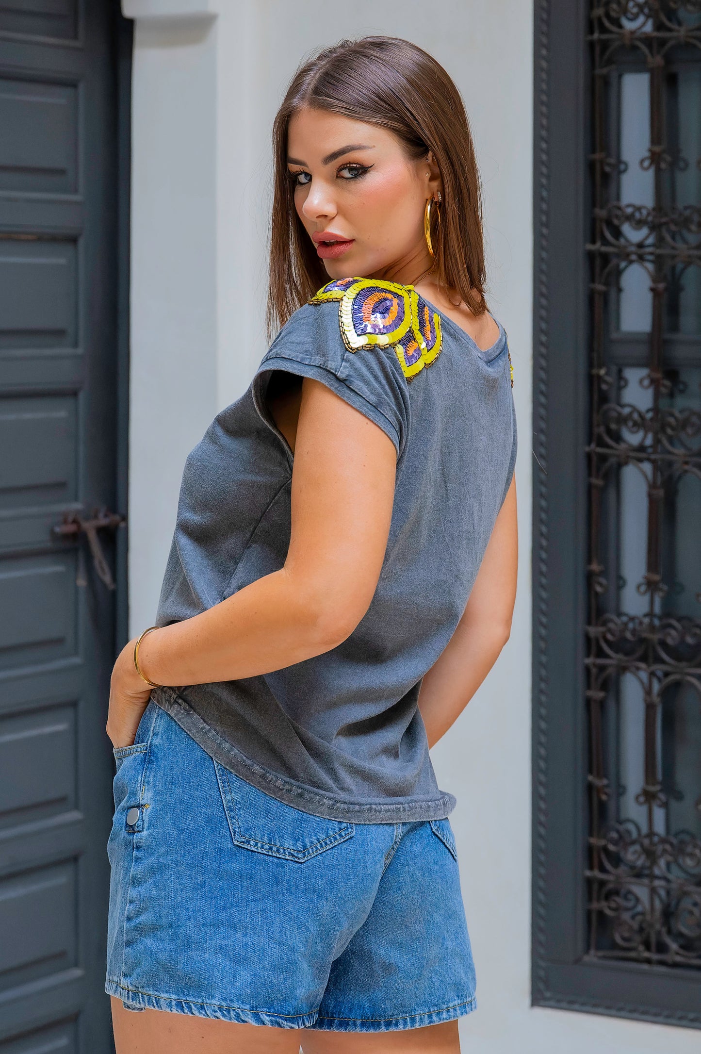 Lotus T-shirt (2 colors)