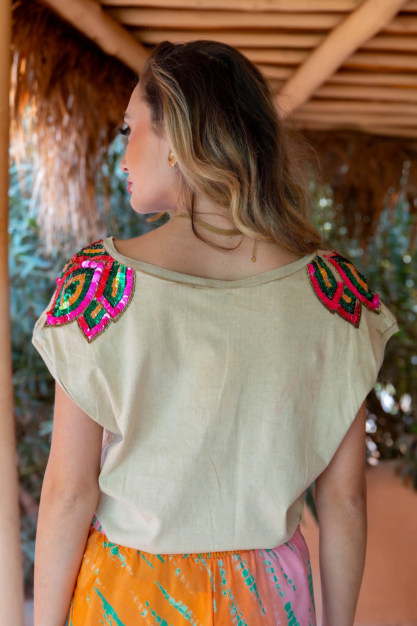 Lotus T-shirt (2 colors)